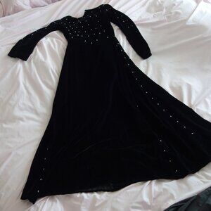 Custom Hand-Stitched Pearl & Black Velvet Floor-Length Gown
